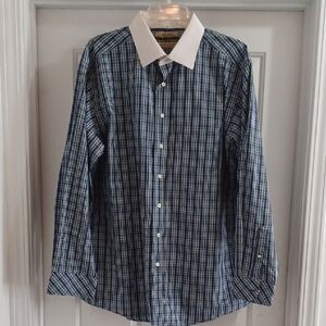 Roundtree & Yorke Navy and White Plaid Dress Shirt with White Collar